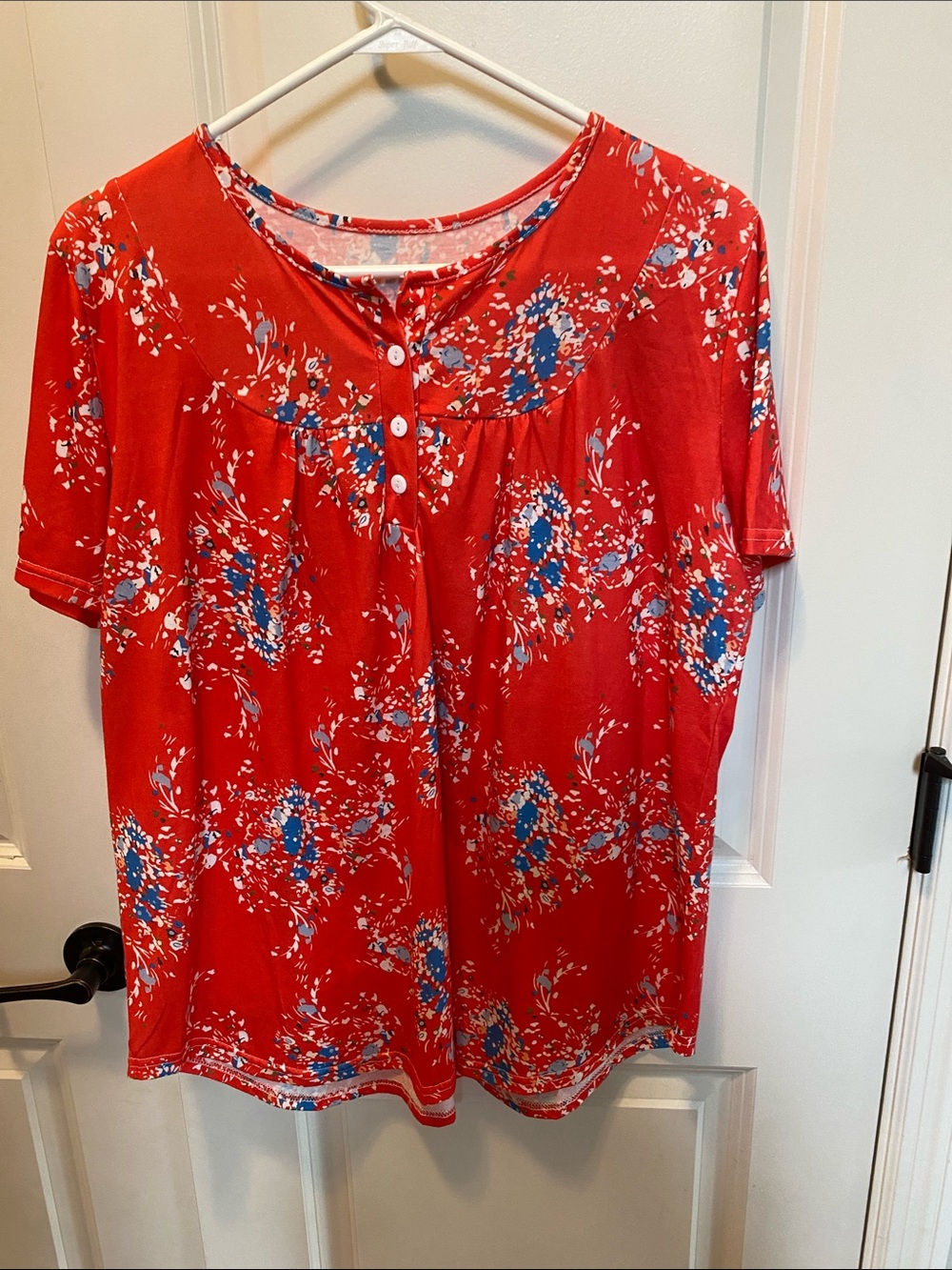 Women’s Red Floral Short Sleeve Button-Front Top